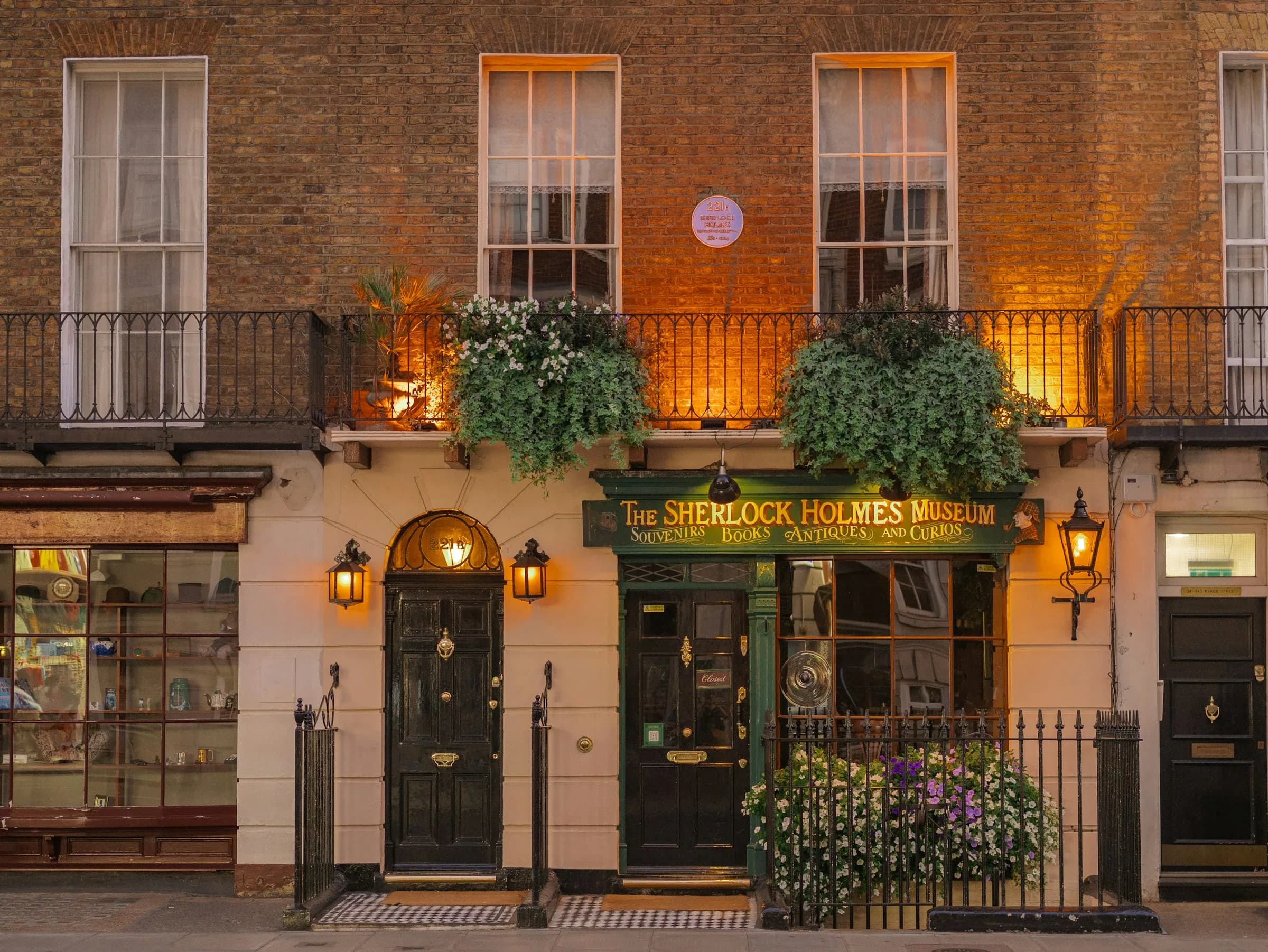 Kensington — Prime Central London residential street